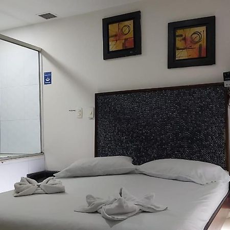 Hotel Marat Suite メデジン エクステリア 写真
